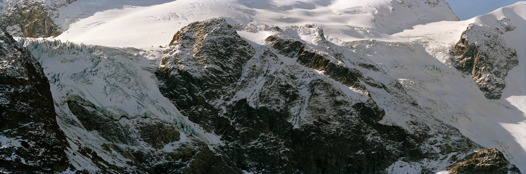 Passi alpini, Alpi, Svizzera, Italia, Austria, Germania, natura, paesaggi, passi, strade, pietre, montagne, prati, verde, erba, aria di montagna, blu, cielo, Gwächtenhorn, neve, ghiaccio, inverno