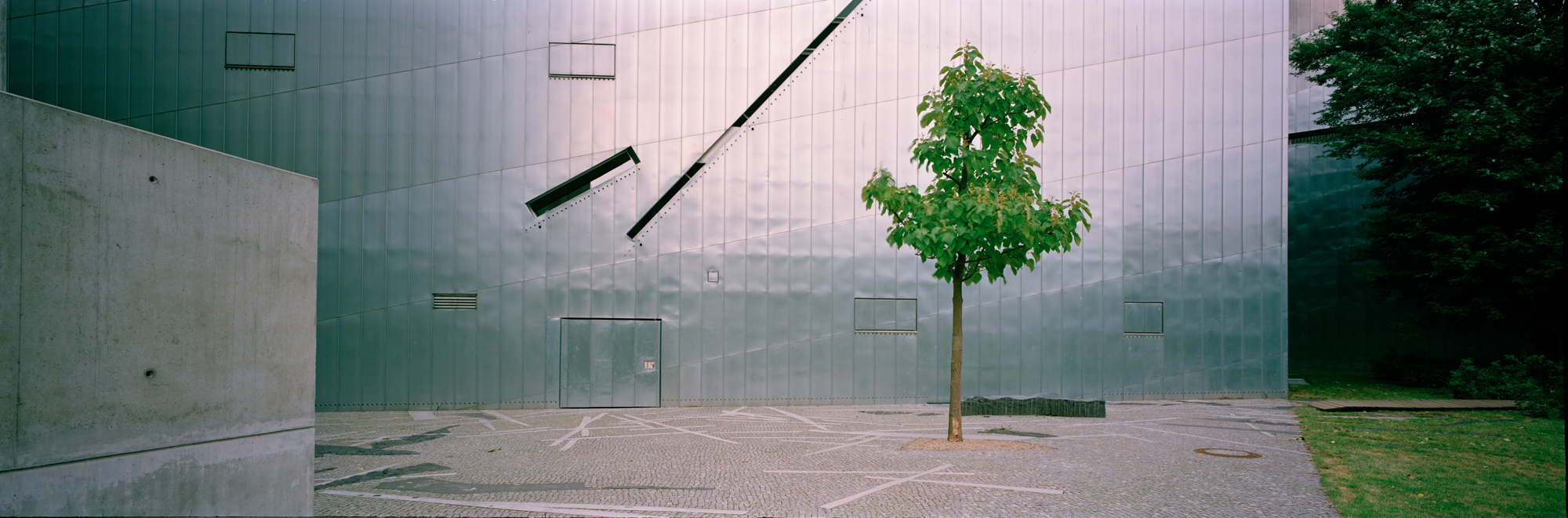 photographie grand format, photographie grand format, photographie grand format, photographie, photographie, photographie, 6x17, Berlin, capitale, capitale, ville, architecture, béton, acier, béton, acier, Musée juif, Musée juif