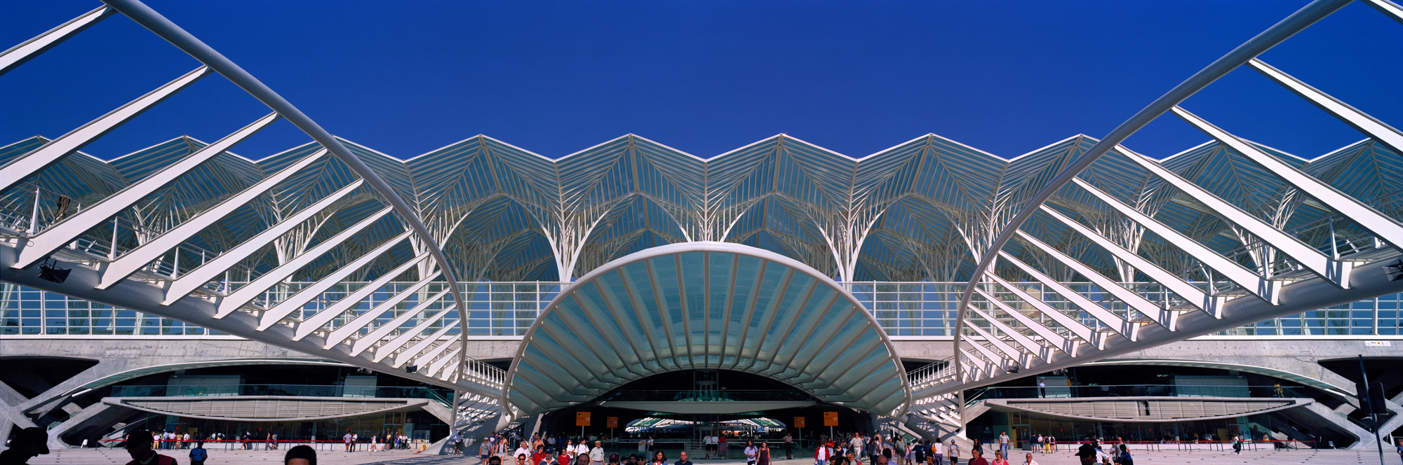 photographie grand format, photographie grand format, photographie grand format, photographie, photographie, photographie, 6x17, ville, architecture, architecture, béton, acier, calatrava, expo,