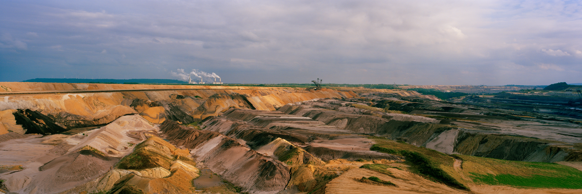 fotografia di grande formato, fotografia di grande formato, fotografia, fotografia, fotografia, 6x17, miniere a cielo aperto, lignite, miniere di lignite, ambiente, natura, marrone, terra, roccia, sabbia, 