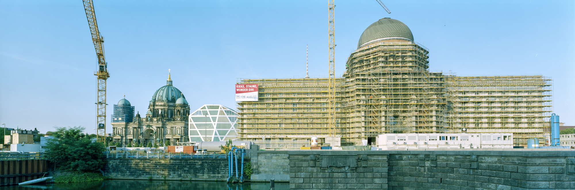 Photographie grand format, Photographie grand format, Photographie grand format, la photographie, la photographie, la photographie, 6x17, Berlin, Capitale, Capitole, ville, architecture, béton, acier, béton, acier, Humboldt Forum