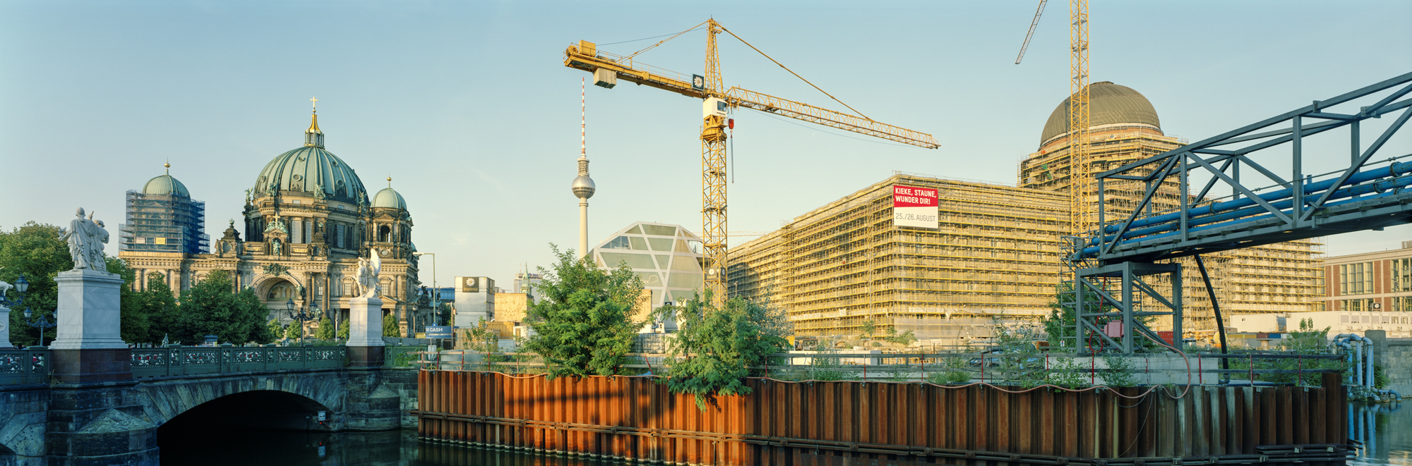 Photographie grand format, Photographie grand format, Photographie grand format, la photographie, la photographie, la photographie, 6x17, Berlin, Capitale, Capitole, ville, architecture, béton, acier, béton, acier, Humboldt Forum