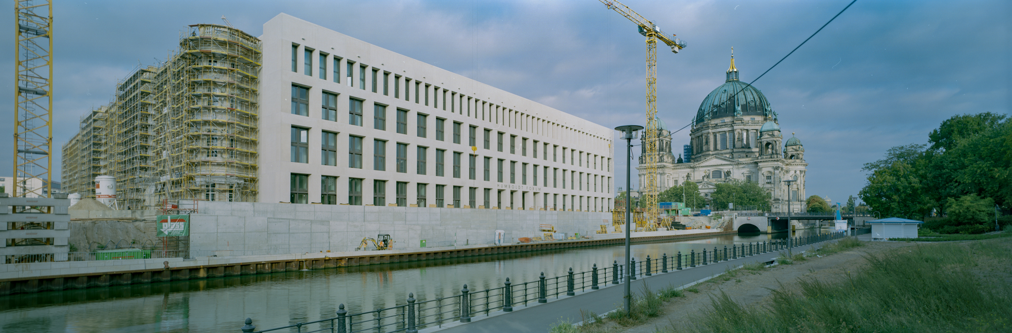 Photographie grand format, Photographie grand format, Photographie grand format, la photographie, la photographie, la photographie, 6x17, Berlin, Capitale, Capitole, ville, architecture, béton, acier, béton, acier, Humboldt Forum